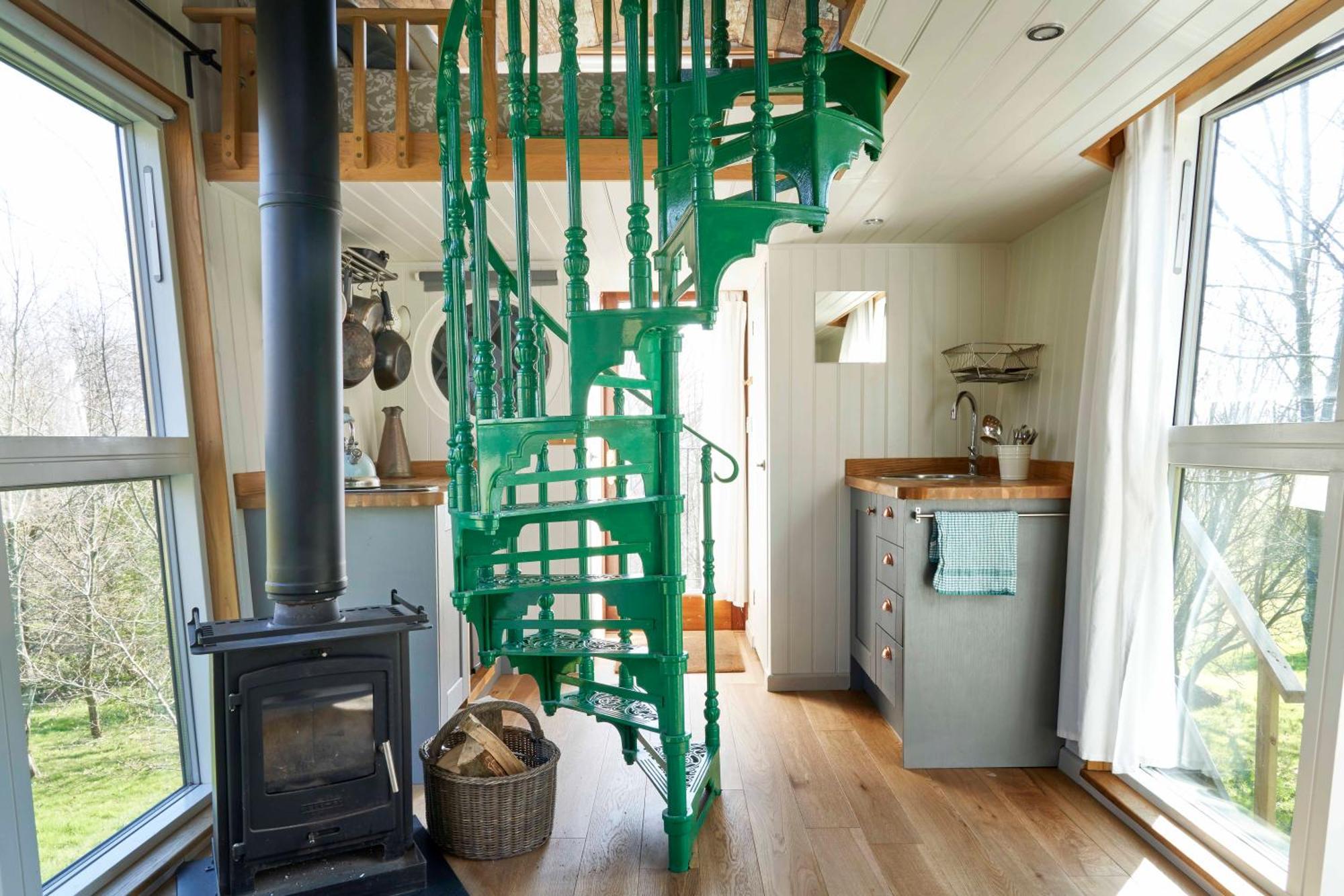 Extraordinary Huts Ltd Villa ไรย์ ภายนอก รูปภาพ