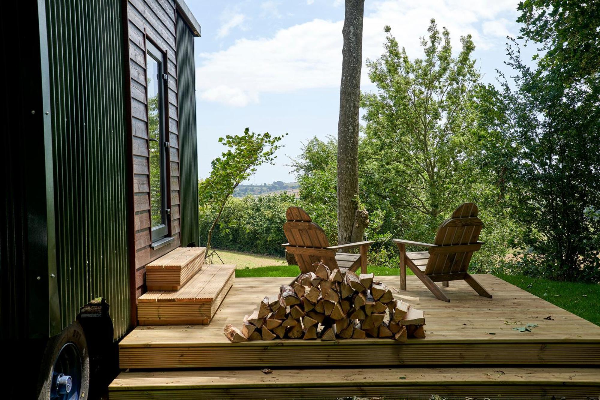 Extraordinary Huts Ltd Villa ไรย์ ภายนอก รูปภาพ