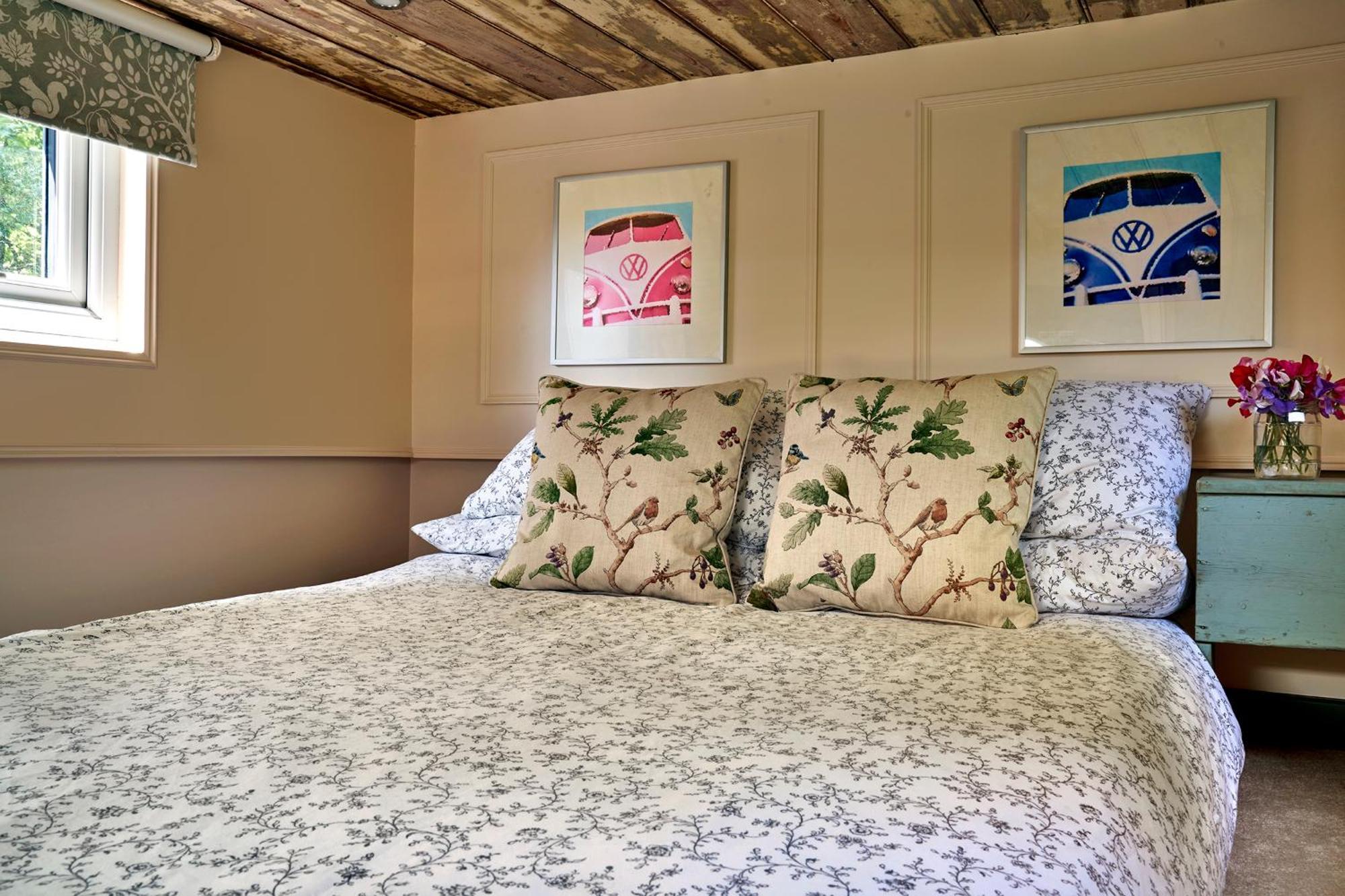 Extraordinary Huts Ltd Villa ไรย์ ภายนอก รูปภาพ