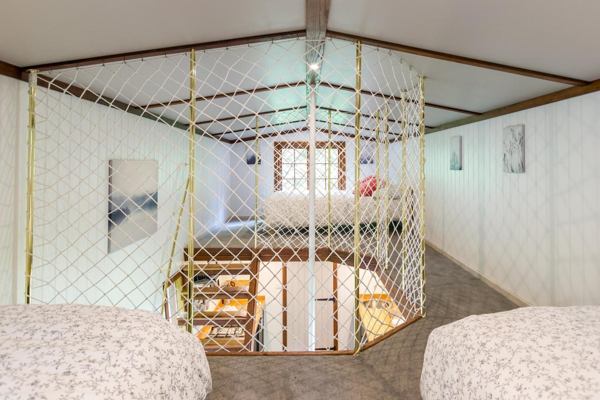 Extraordinary Huts Ltd Villa ไรย์ ภายนอก รูปภาพ